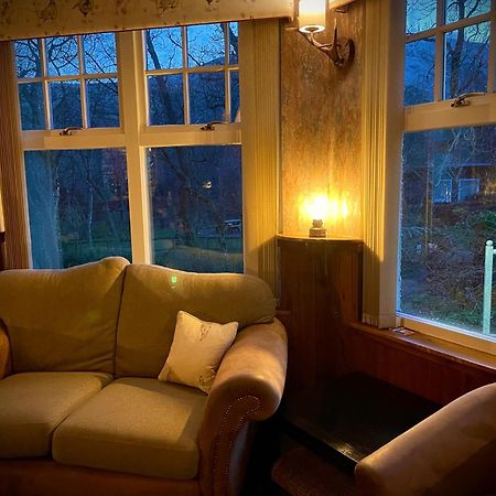 Glen Clova Hotel & Luxury Lodges Millton of Clova Exterior photo
