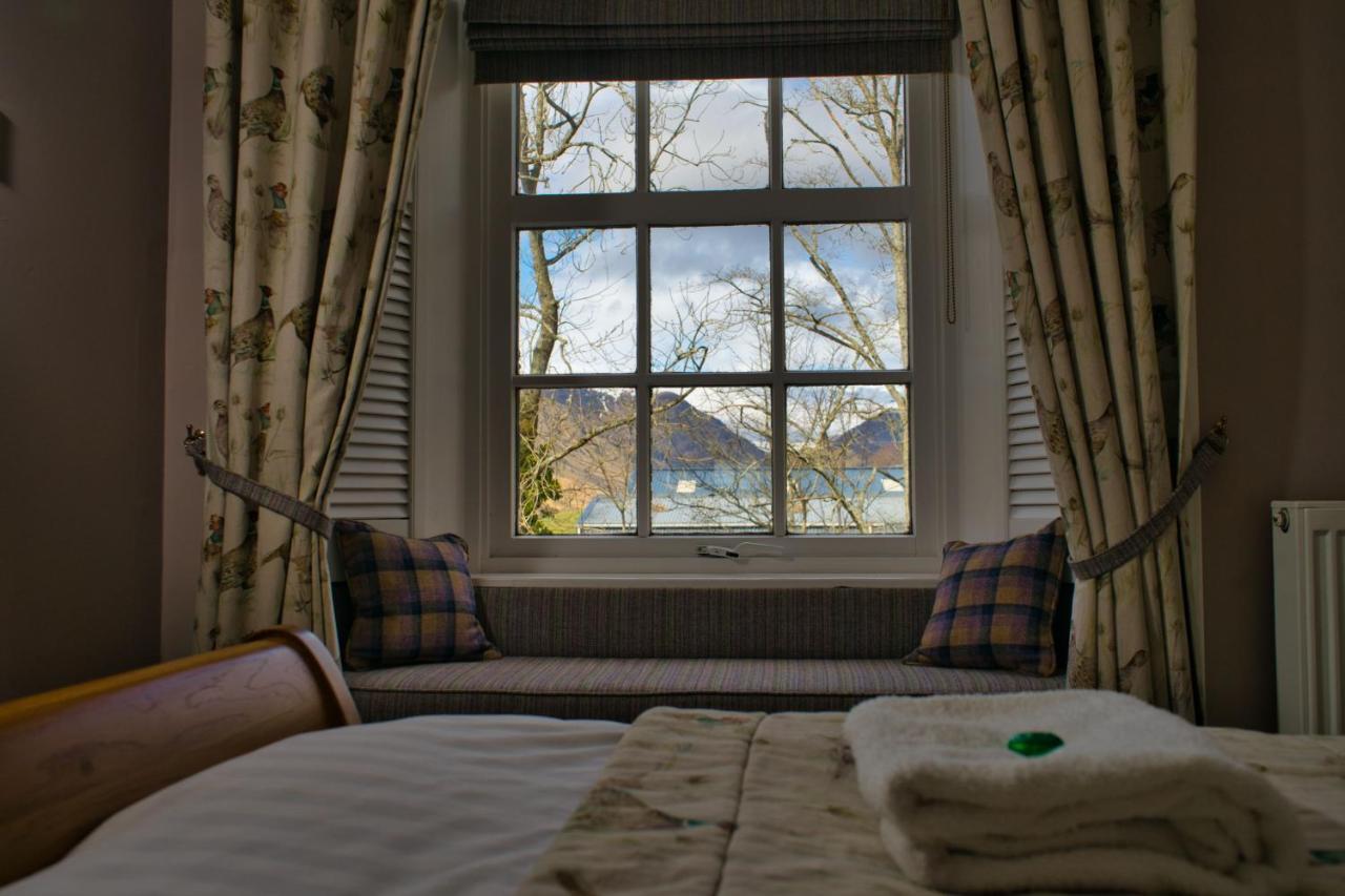 Glen Clova Hotel & Luxury Lodges Millton of Clova Exterior photo
